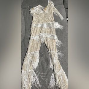 Super cute shingle white jumpsuit